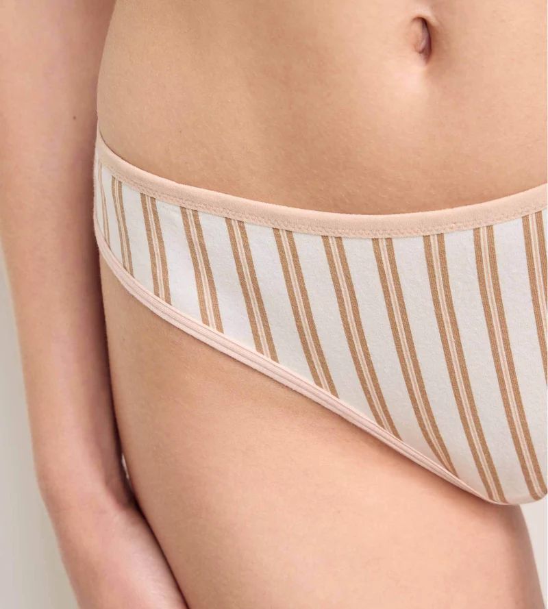 Tanga mit creme-rosa Print von Dim x Ines de la Fressange