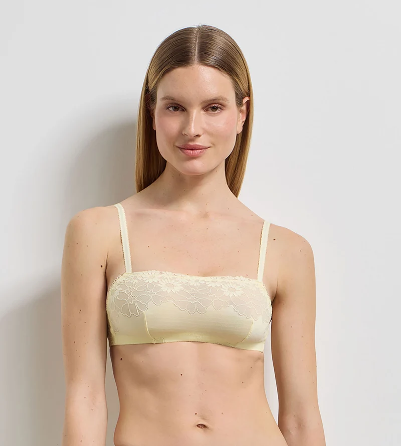 Weiche, bügellose Bralette in Vanille von Slow Days Fresh Vibes