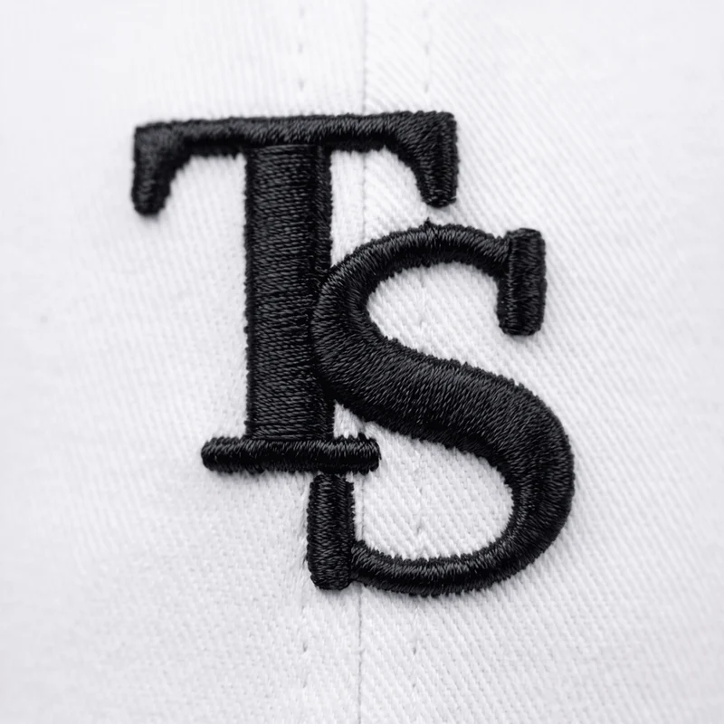 Weiße TEASEFASHION Signature Baumwoll-Twill-Kappe