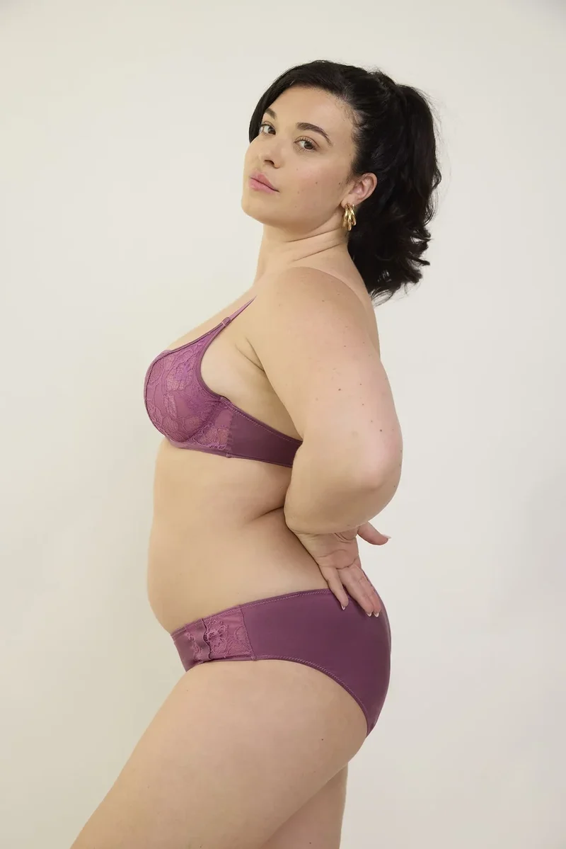 Lejaby - Seiden- und Spitzen-Slip Rubinrose