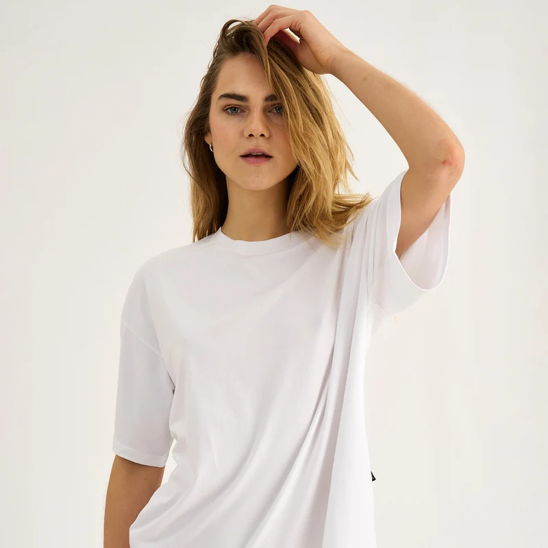 Weißes Bambus-T-Shirt in Übergröße
