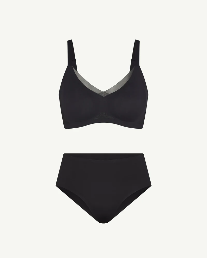 CrossOver Contour Bra + Free Undies