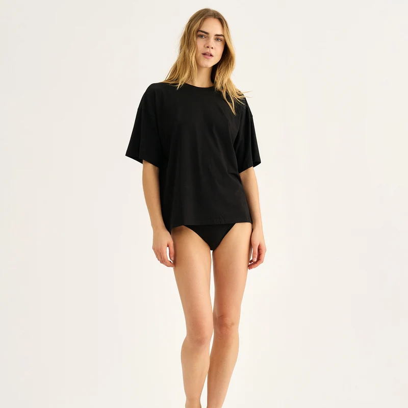 Schwarzes Bambus-T-Shirt in Übergröße