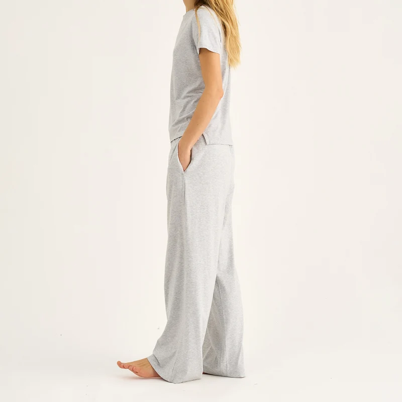 Hellgraue Hose mit geradem Bein aus Bambus