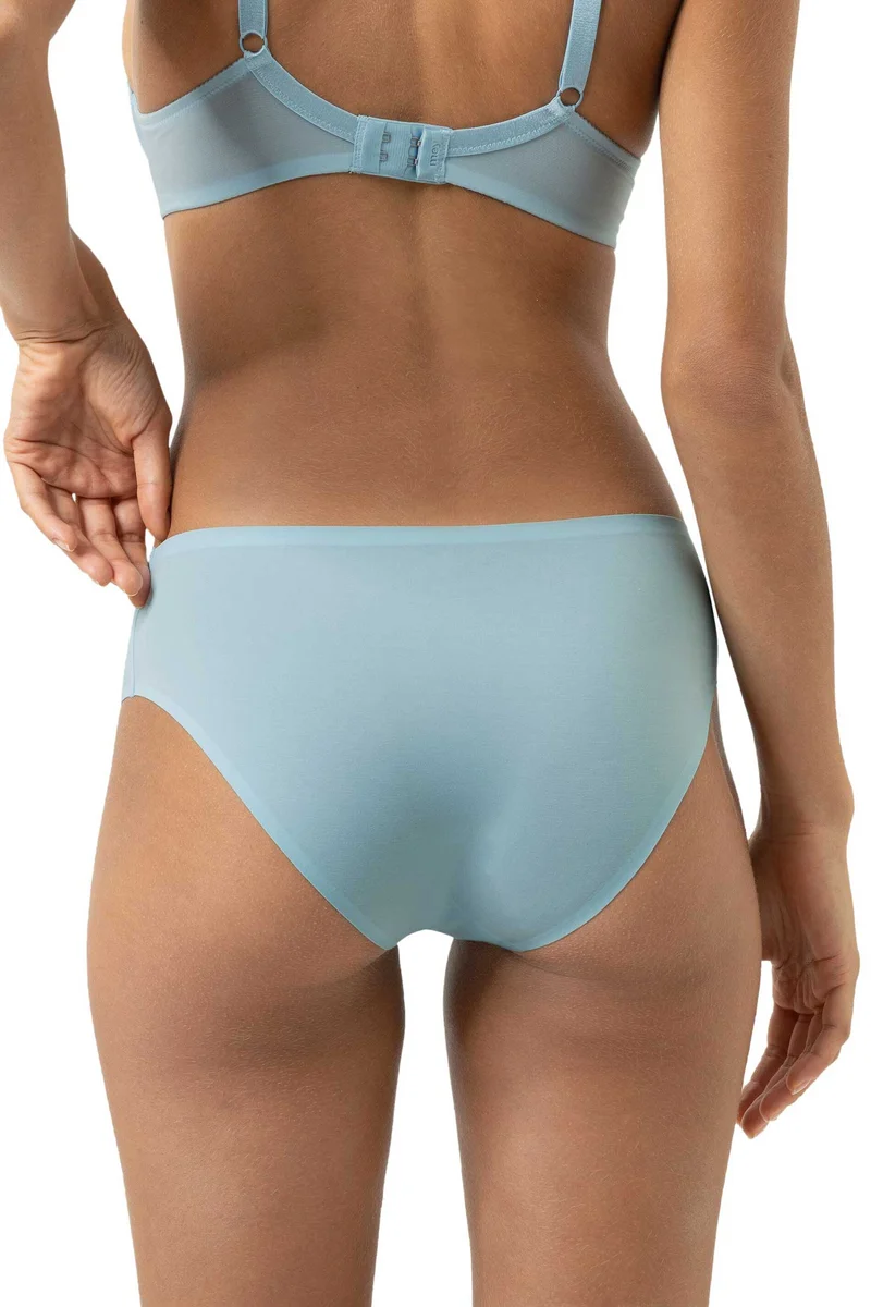 Slip SIMPLY BETTER INVISIBLES in Sommerfarbe breezy blue, Grösse M