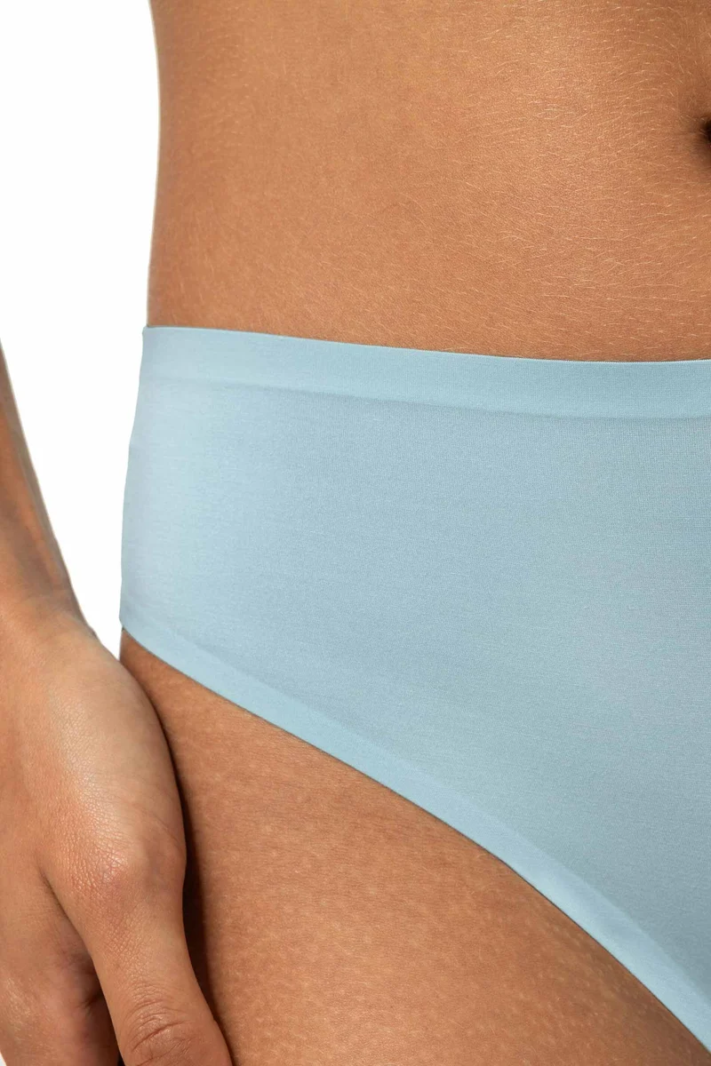 High-Waist-String SIMPLY BETTER INVISIBLES in Sommerfarbe breezy blue, Grösse M