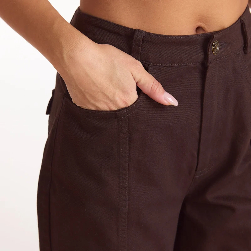 Denim Straight-Leg Jeans - Chocolate