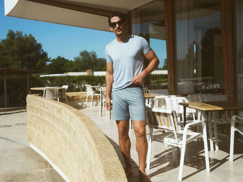 V-Neck-Shirt SELECTION in Sommerfarbe sea breath (hellblau)