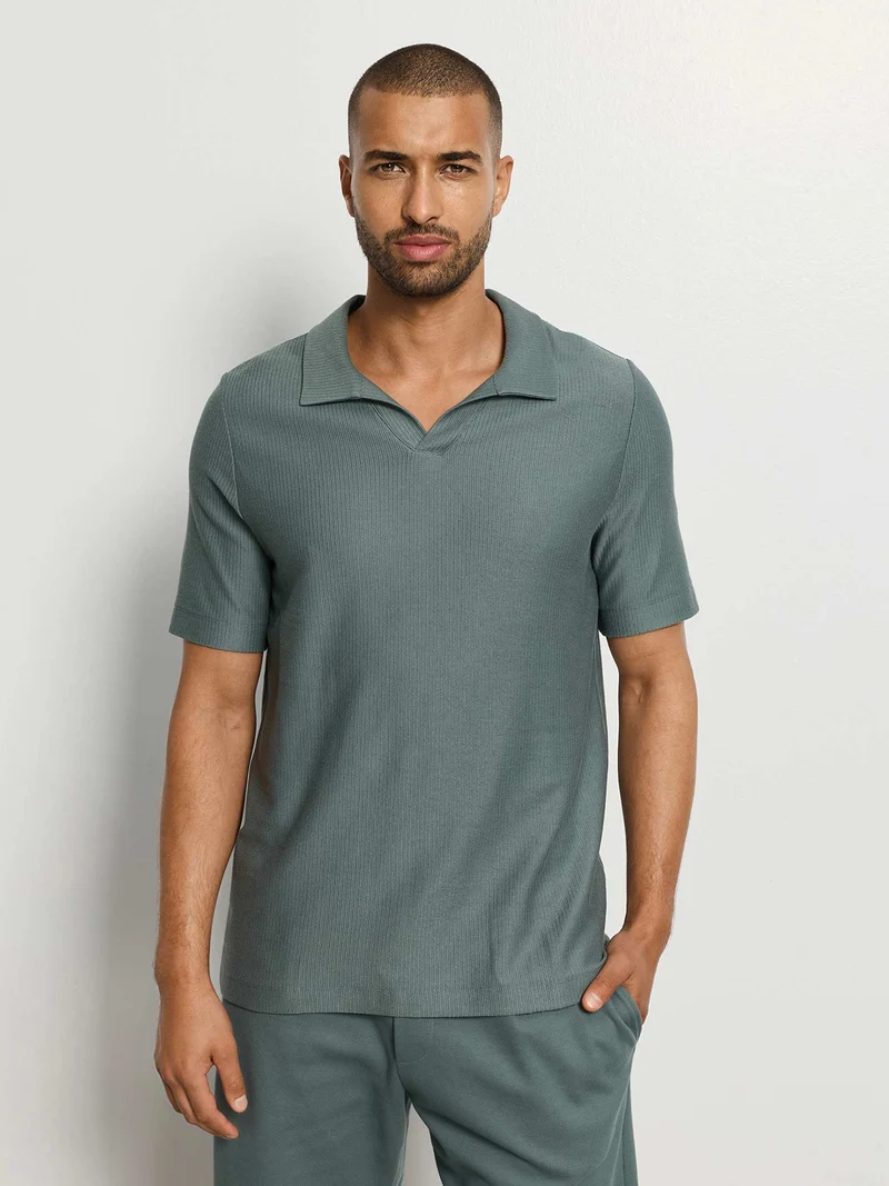 Polo-Shirt TRAVELWEAR, V-Neck, Sale, Grösse M