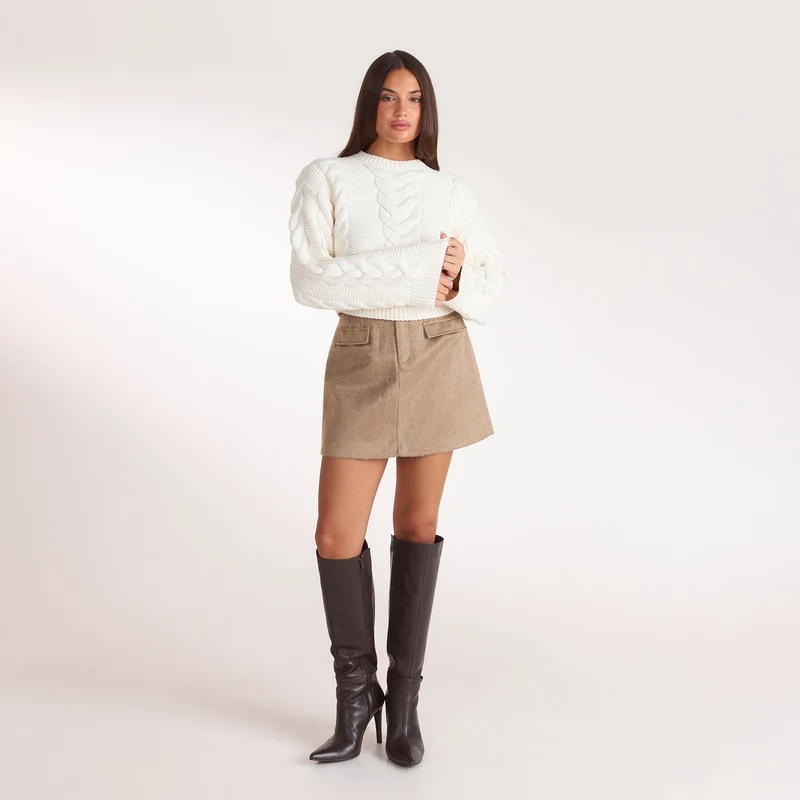 Cropped Cable-Knit Jumper - Cream