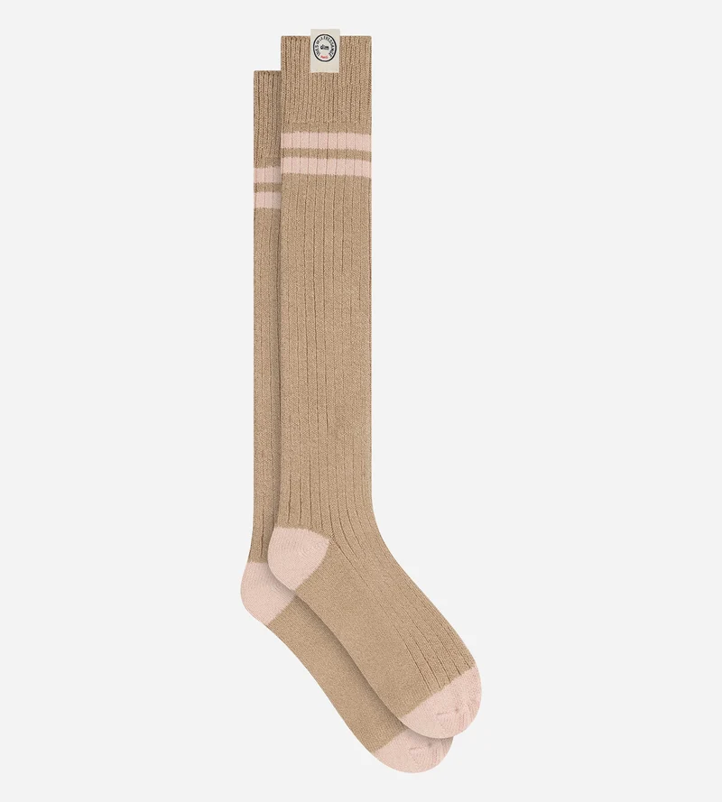 Hohe Socken aus tief taupefarbener Baumwolle von DIM x Ines de la Fressange