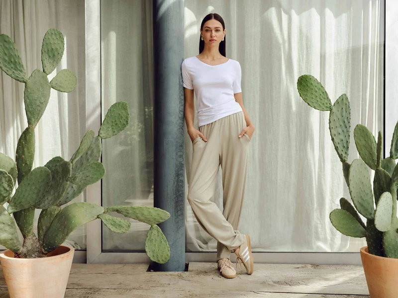 T-Shirt, V-Neck, PURENESS, in Sommer-Style