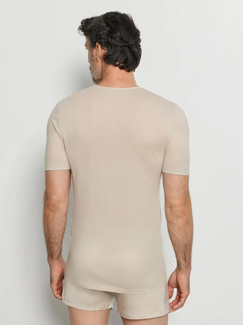 T-Shirt (1/2-Arm, V-Neck) ULTRALIGHT, in Sommer-Farbe moon