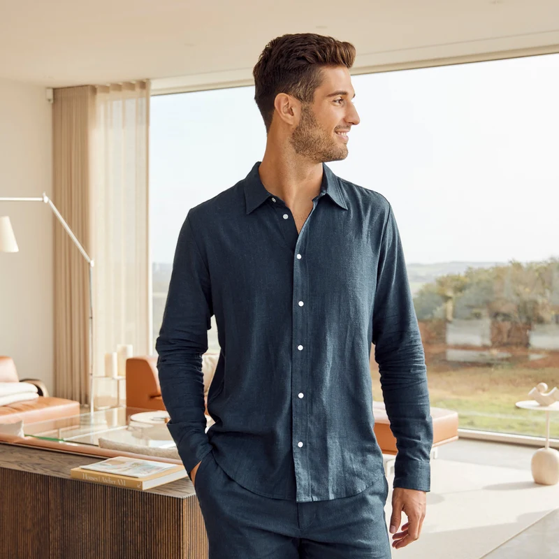 Marineblaues Set aus Bambus und Leinen für Herren - Hemd und Shorts