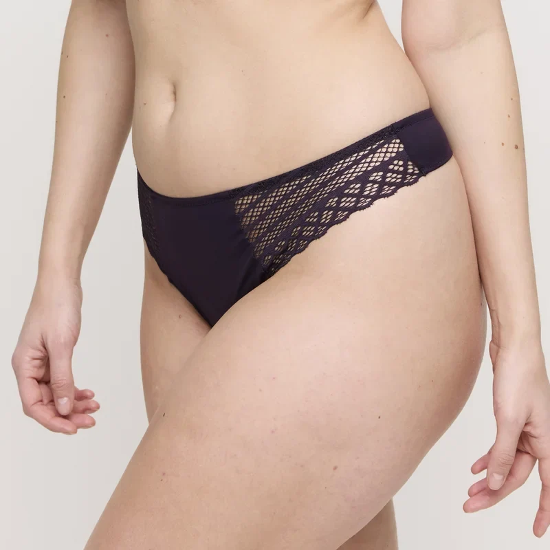 Primadonna Twist - East End Thong Amethyst