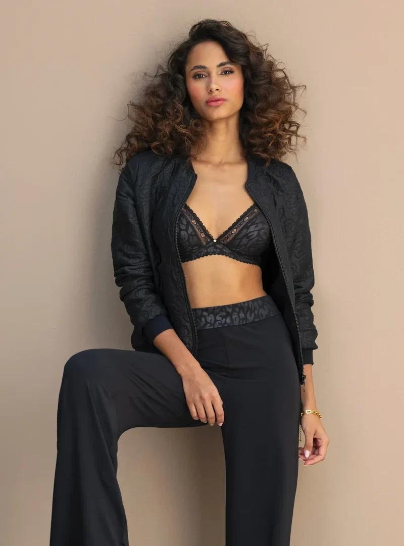 Antigel by Lise Charmel – Sensualite Fauve Full Cup Plunge Bra Noir