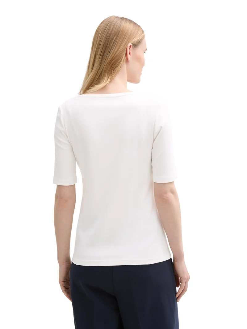 Basic T-Shirt
