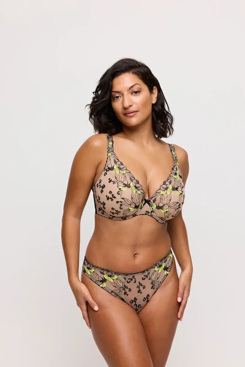 Primadonna - Manali Tanga Wild Bloom