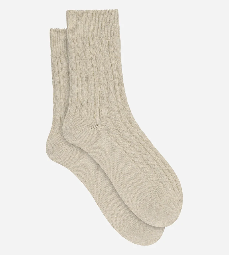 Beige-taupefarbene Damensocken von La Mode