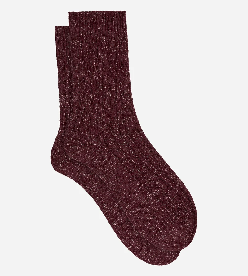 Intensivrote gerippte Socken von La Mode