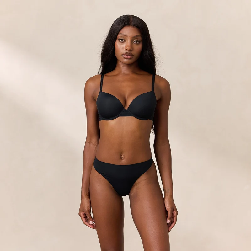 Invisible Form T-Shirt Bra - Black