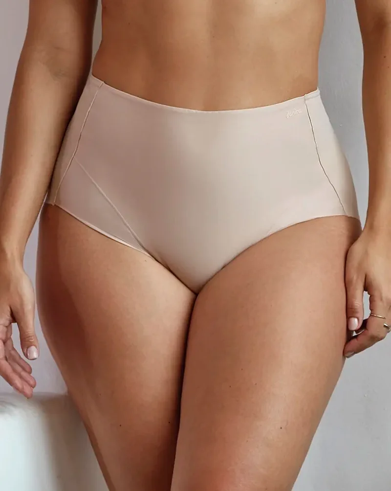 Janira - Perfect Curves Shapewear Slip Dune