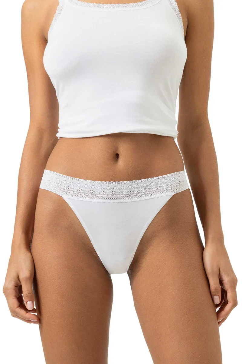String MODAL LACE