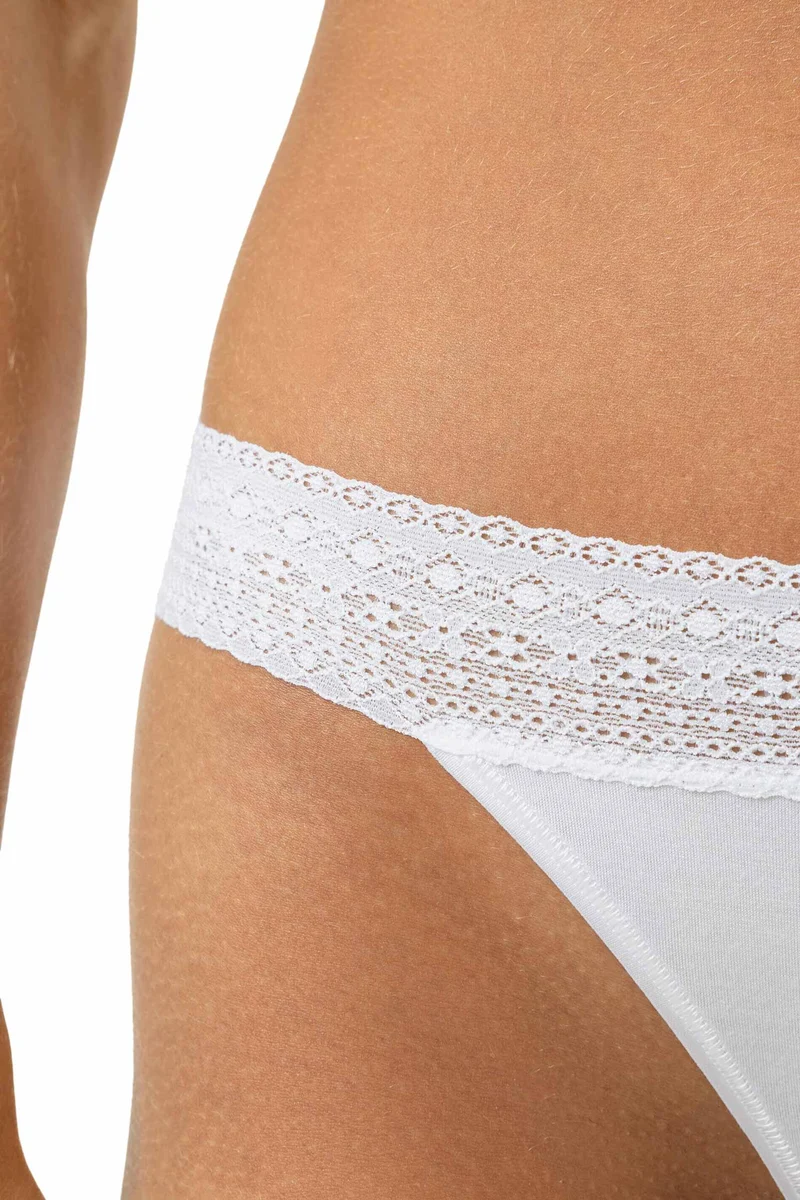 String MODAL LACE