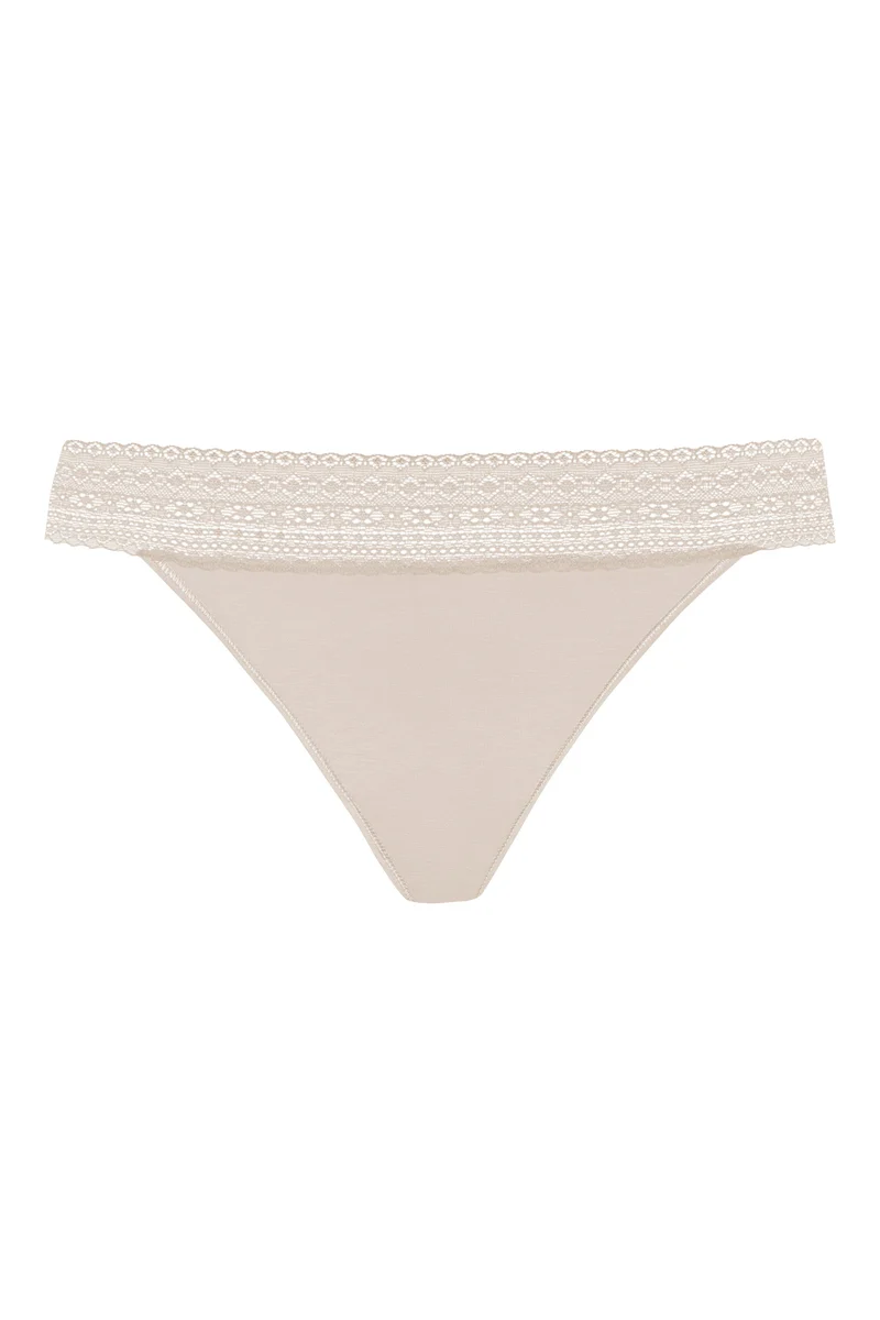 String MODAL LACE