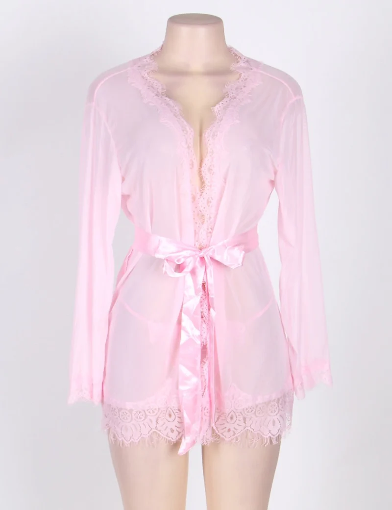 Rosa Babydoll-Bademantel aus Netzstoff – Langärmlig, mit Wimpernspitzenbesatz, Kunstseidengürtel und passendem String