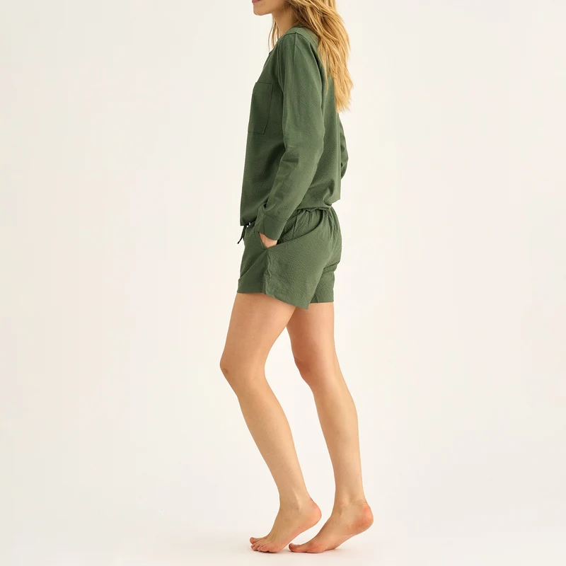 Grüne Bambusshorts