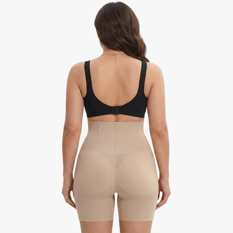Korrigierende High Waist Shorts mit Polstern