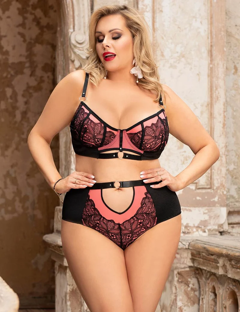 BH-Set aus rosa Spitze und Mesh – mit Bügeln, Strassverschlüssen, hohem Bund und breitem Gummiband