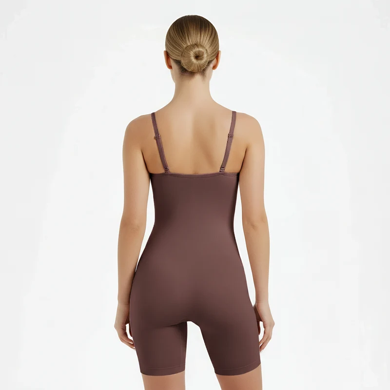 Korrigierender Body mit Beinen