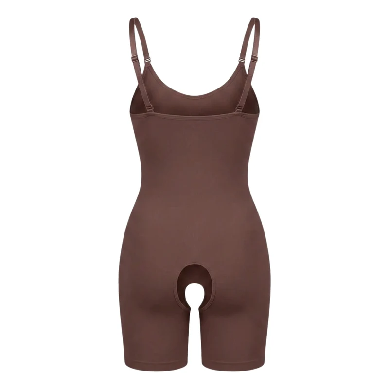 Korrigierender Body mit Beinen