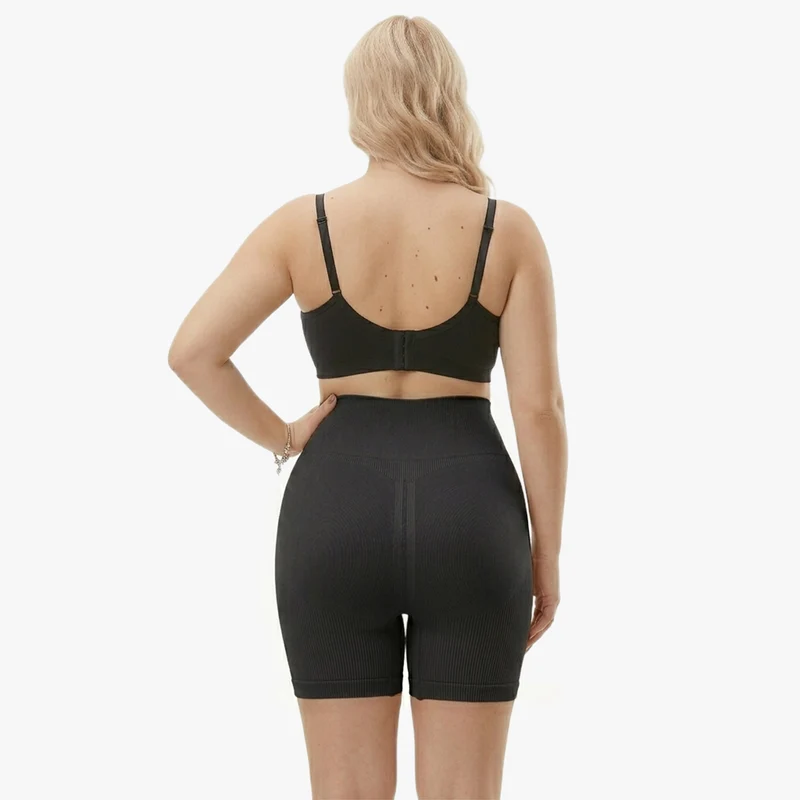 Korrigierende High-Waist Lift-Shorts