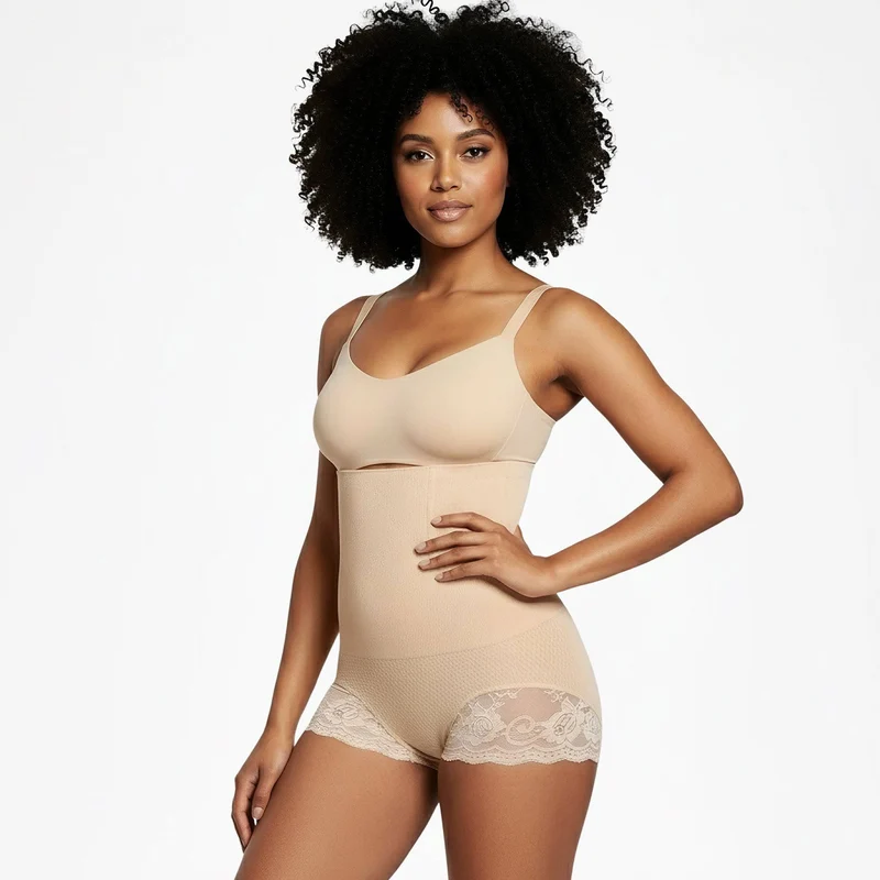 Korrigierende High-Waist-Slips mit Spitze