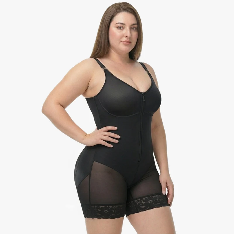 Korrigierender Bodysuit mit Eingebautem BH, Haken und Reißverschluss