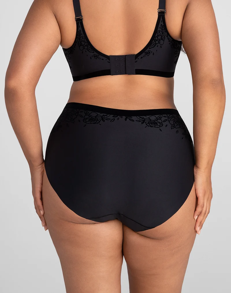 Silhouette Roses Brief