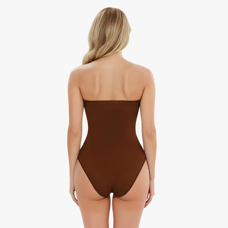 Korrigierender, nahtloser, trägerloser Body mit Slip