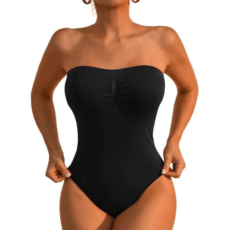 Korrigierender, nahtloser, trägerloser Body mit Slip