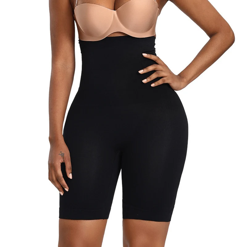 Korrigierende High-Waist-Shorts