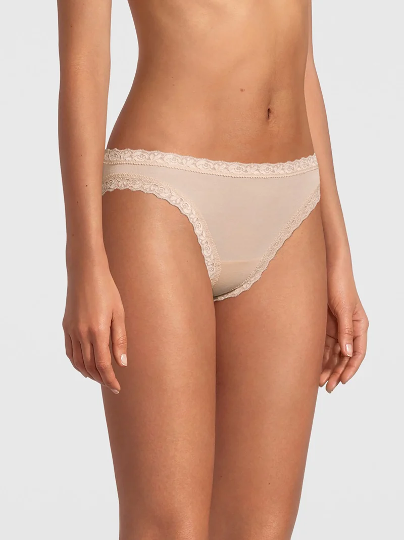 Mini-Slip mit Dentelle de Calais®-Spitze, FILOSCOZIA LACE