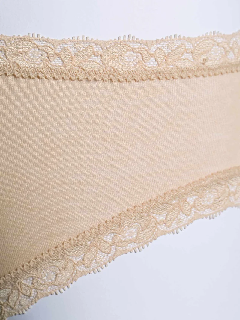 Midi-Slip mit Dentelle de Calais®-Spitze, FILOSCOZIA LACE
