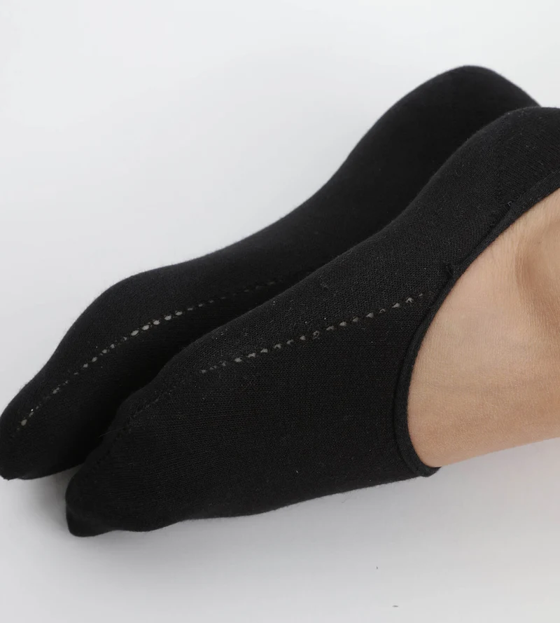 Kurze Damensöckchen speziell für Turnschuhe aus Baumwolle Schwarz Dim Invisifit