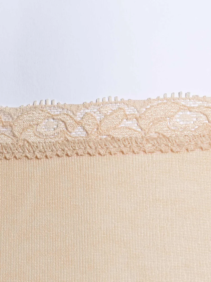 Maxi-Slip mit Dentelle de Calais®-Spitze, FILOSCOZIA LACE