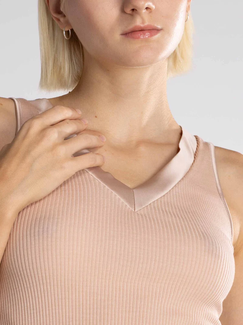 Tank-Top, V-Neck, Feinripp, mit breitem Satin-Besatz, FILOSCOZIA SATIN EDGE