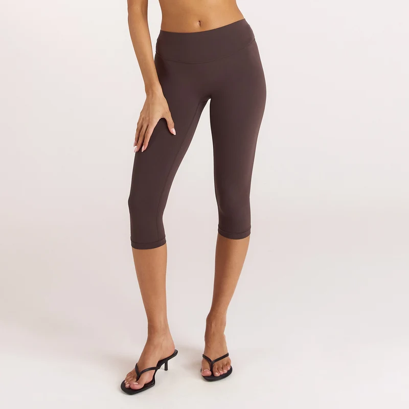 ContourSoft™ Capri Leggings - Dark Chocolate