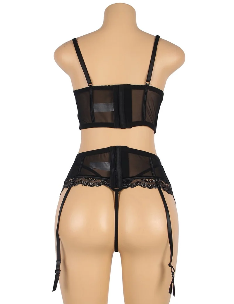 Silbergraues Bügel-BH-Set aus Spitze und Mesh – gepolsterte Cups, verstellbare Verschlüsse und Strumpfhalter