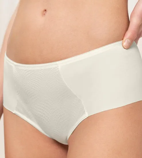 Triumph Essential Minimizer Hipster